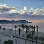 Apartman Delta Muga Con Vistas Al Mar