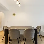 Apartman Delta Muga Con Vistas Al Mar